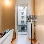 R Oleandro House *