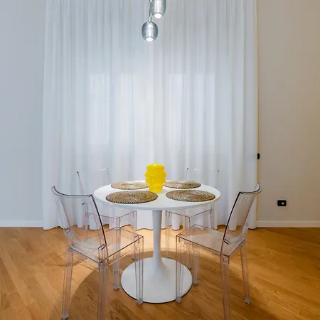 R Oleandro House Комо